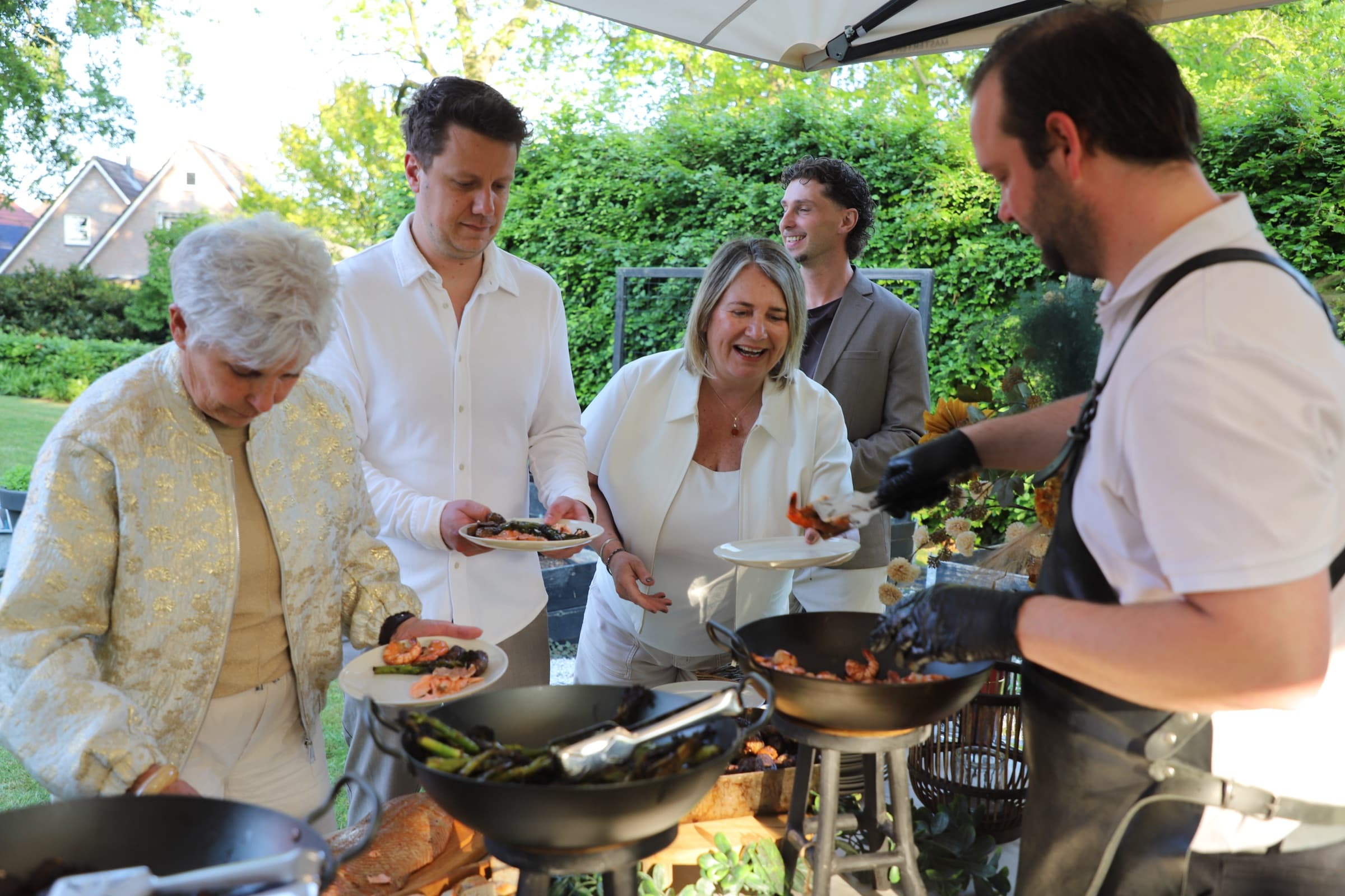 Langs het spit — walking dinner